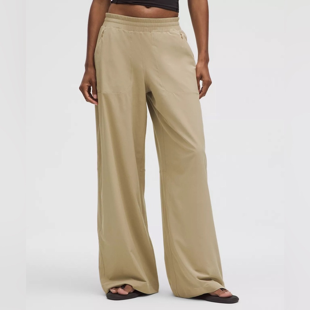 Swift Wide Leg Mid Rise Pant